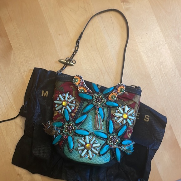 Mary Frances multi media shoulder bag.  Fabric, leather, suede and beads. - Picture 4 of 8